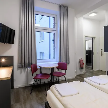 Royale 3* Cologne
